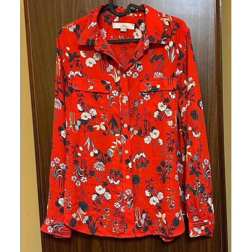 LOFT Red Floral Button Down Top Size M
